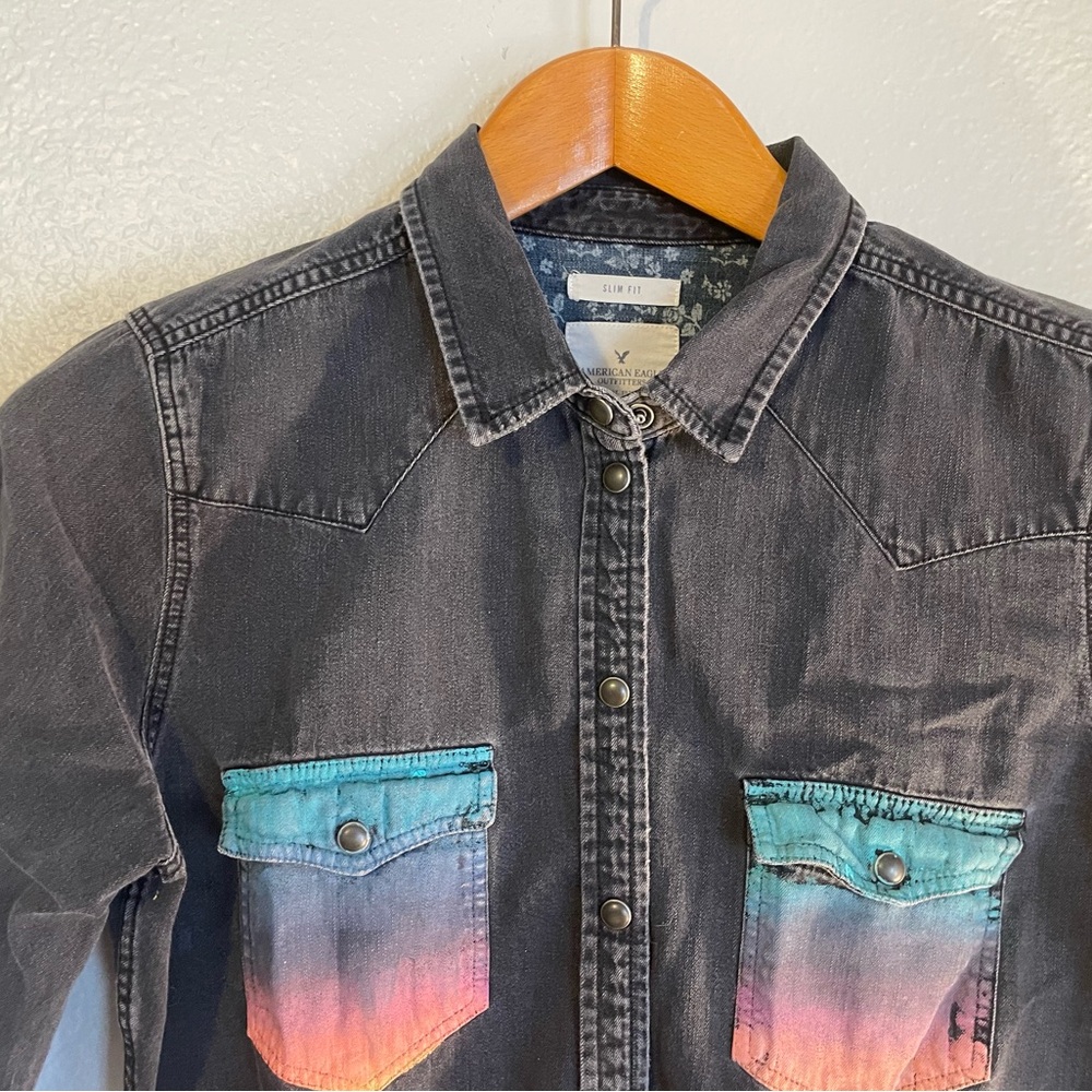 American Eagle Outfitters Black Washed Denim Shirt with Floral Lining